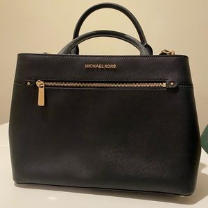Michael Kors tote with strap